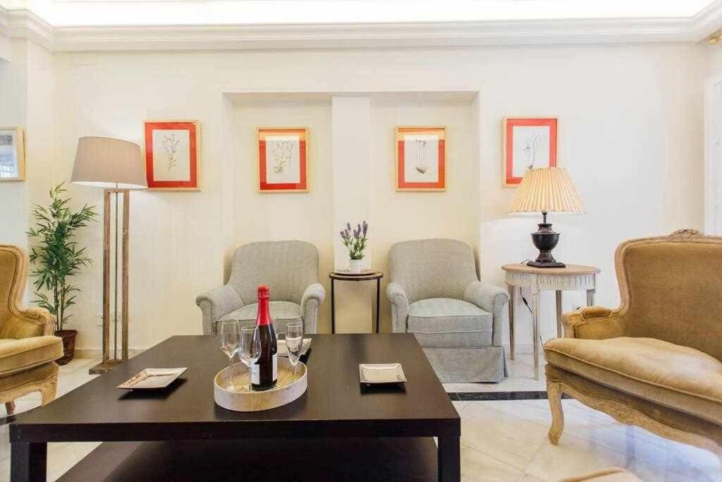 Apartamento Boutique Abades Севиля Екстериор снимка